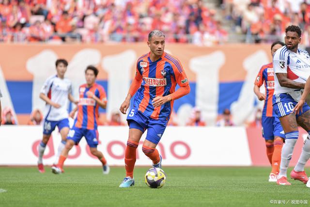 西班牙选手在比赛中展现出色表现 西班牙选手在比赛中展现出色表现