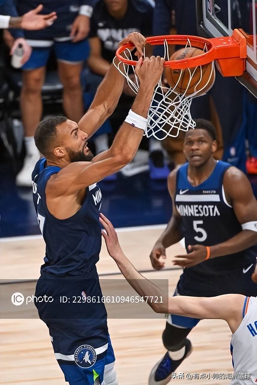 森林狼主帅公布战术调整,备战下一场比赛 森林狼主帅公布战术调整,备战下一场比赛