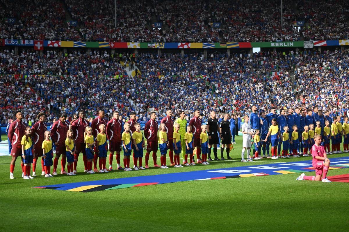 德国球员助攻破门,带领球队决胜场 德国球员助攻破门,带领球队决胜场