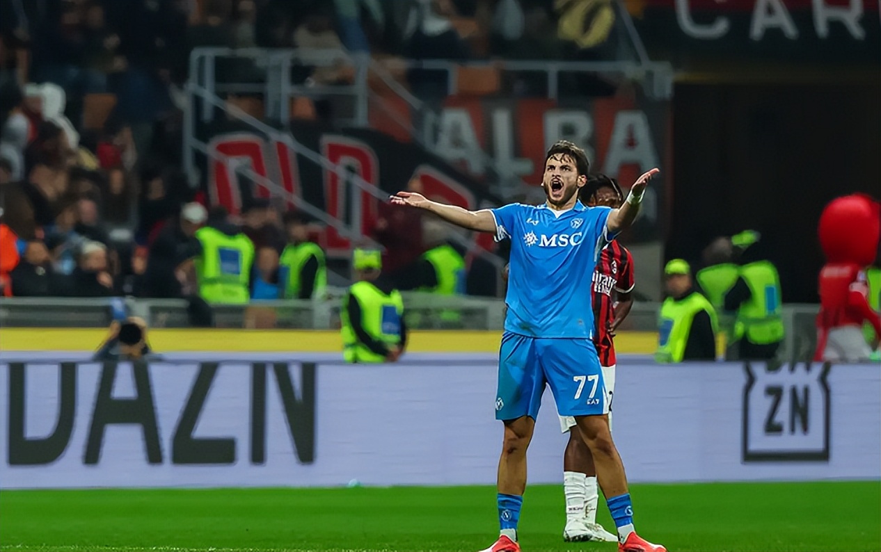 AC米兰主场一平,稳守前四的简单介绍 AC米兰主场一平,稳守前四的简单介绍