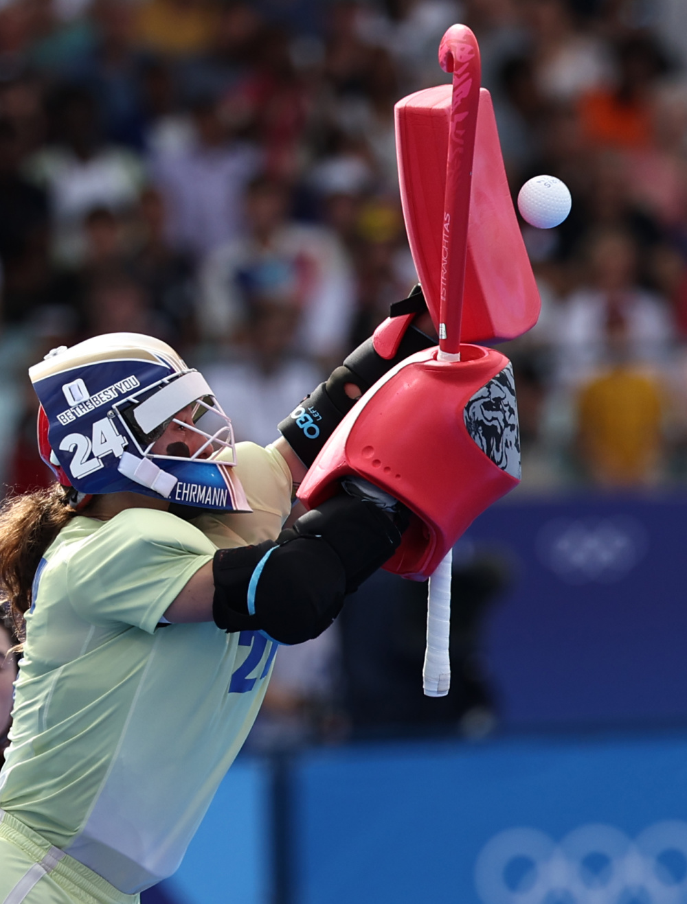 -西班牙曲棍球队成功晋级八强