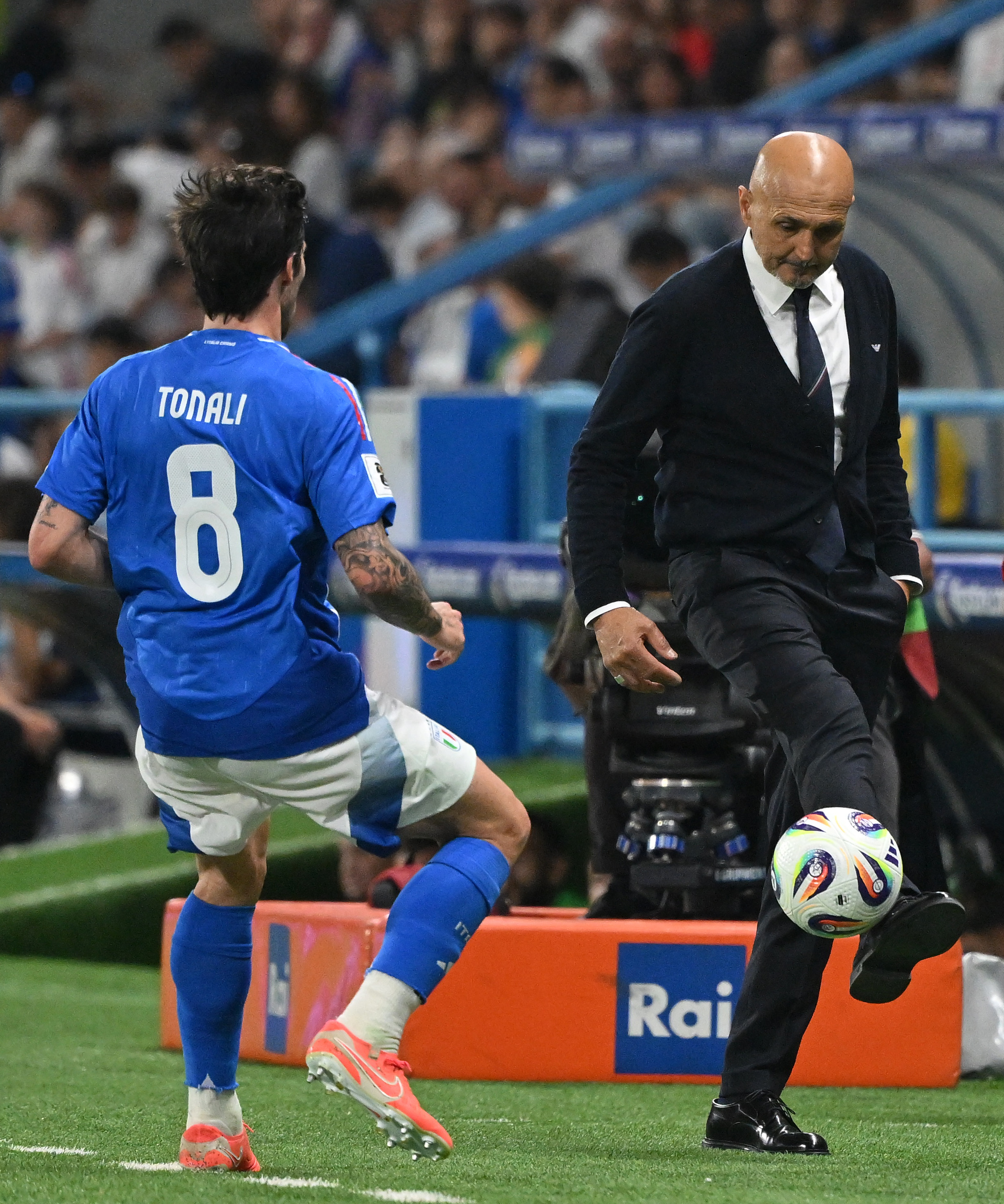 FBsports-包含意大利杀入欧锦赛半决赛，令人惊叹的表现！的词条