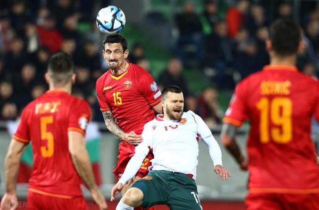 包含欧预赛比赛强队争霸,场面激烈纷争的词条 包含欧预赛比赛强队争霸,场面激烈纷争的词条