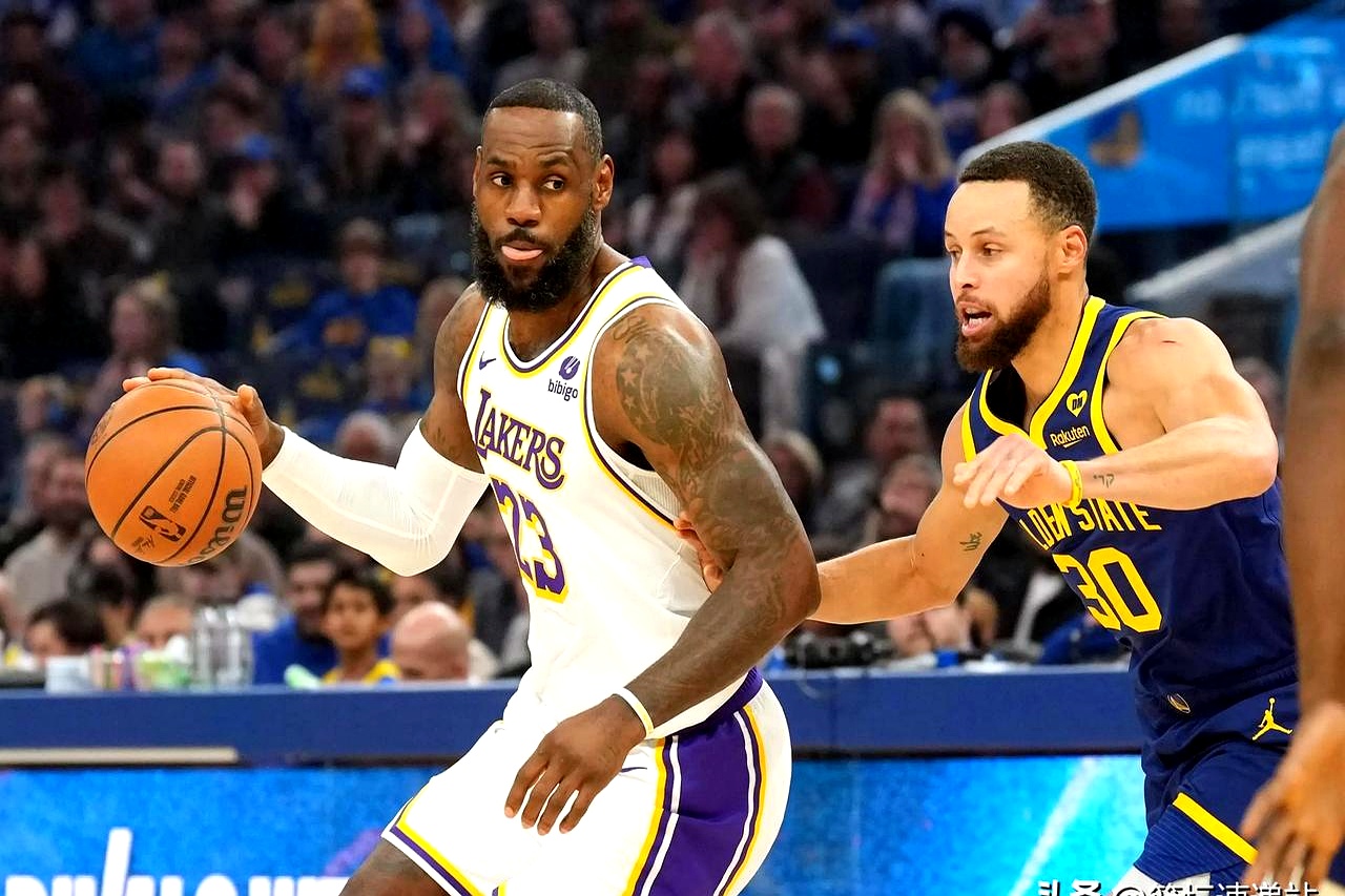 FB体育APP-「勇士客场大胜骑士」改写为「勇士客场遥遥领先骑士」