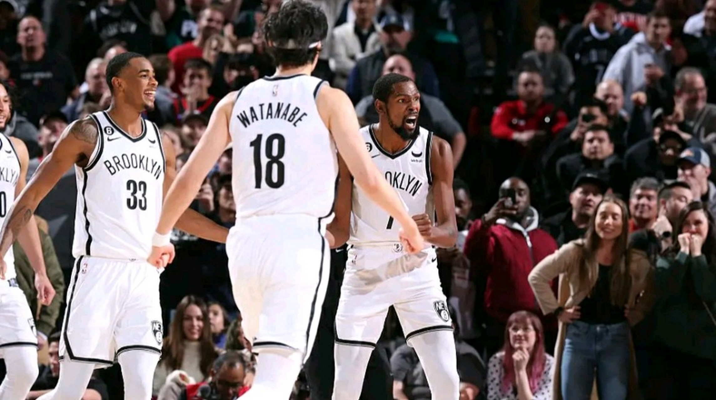 FB体育下载-篮网战胜勇士，杜兰特全场狂轰35分