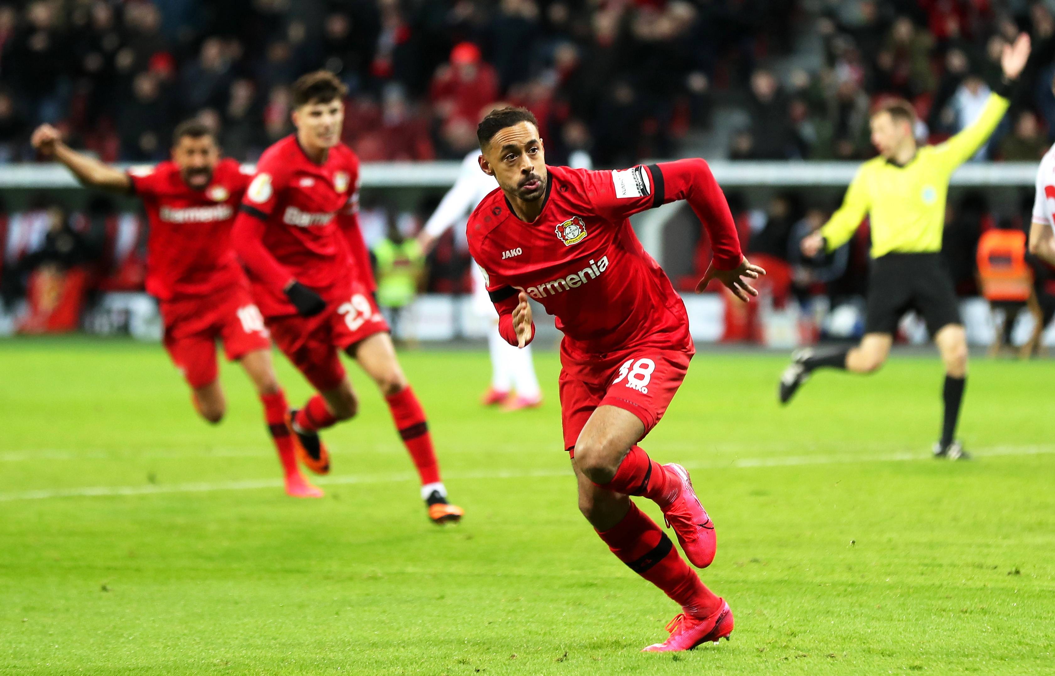 FB体育-勒沃库森客场惊险击败RB莱比锡，取得关键胜利