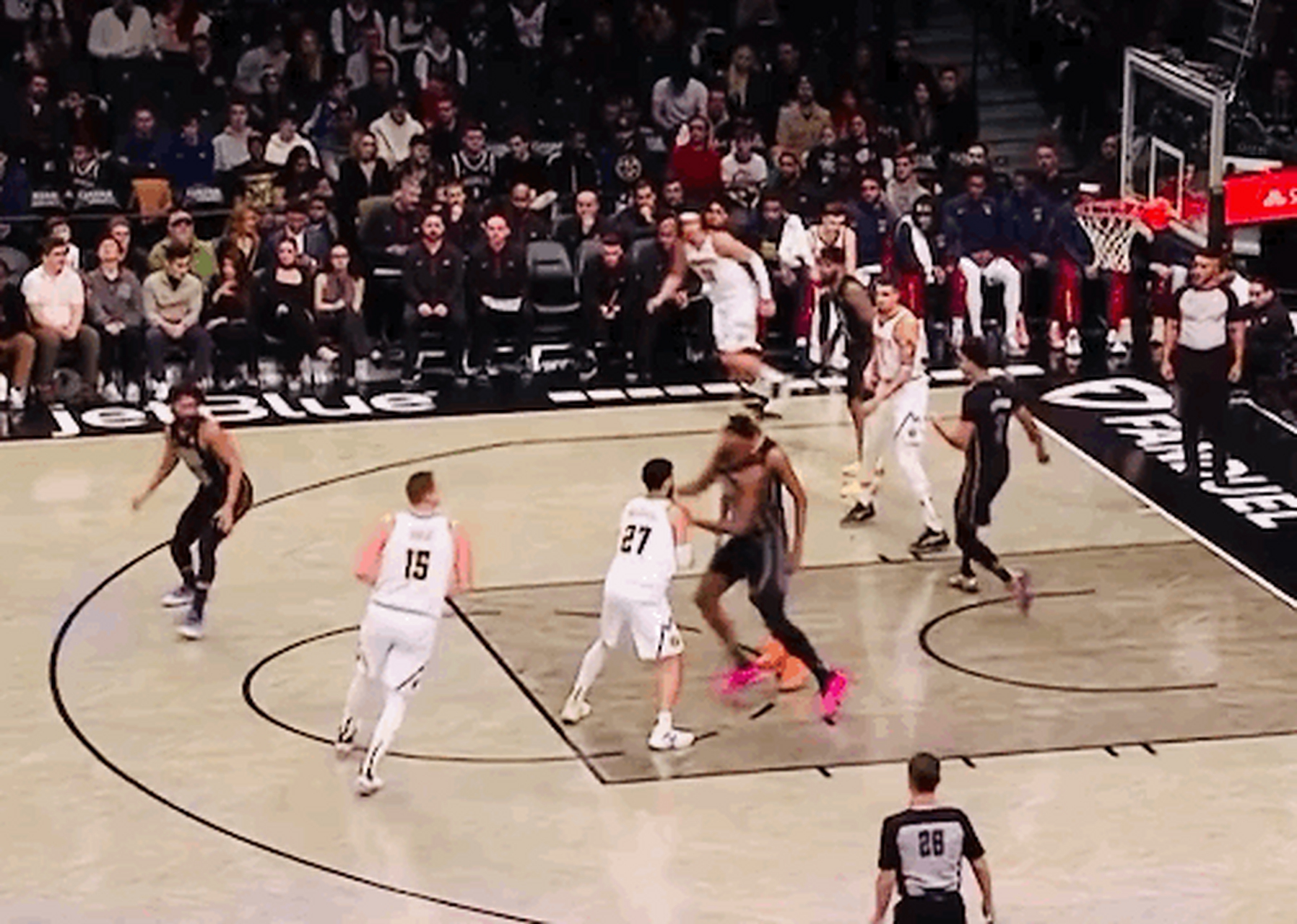 FB体育下载-掘金轻取篮网，约基奇砍下25分